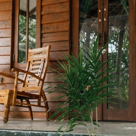 Kitesurfing Lanka Hotel Kalpitiya Exterior photo