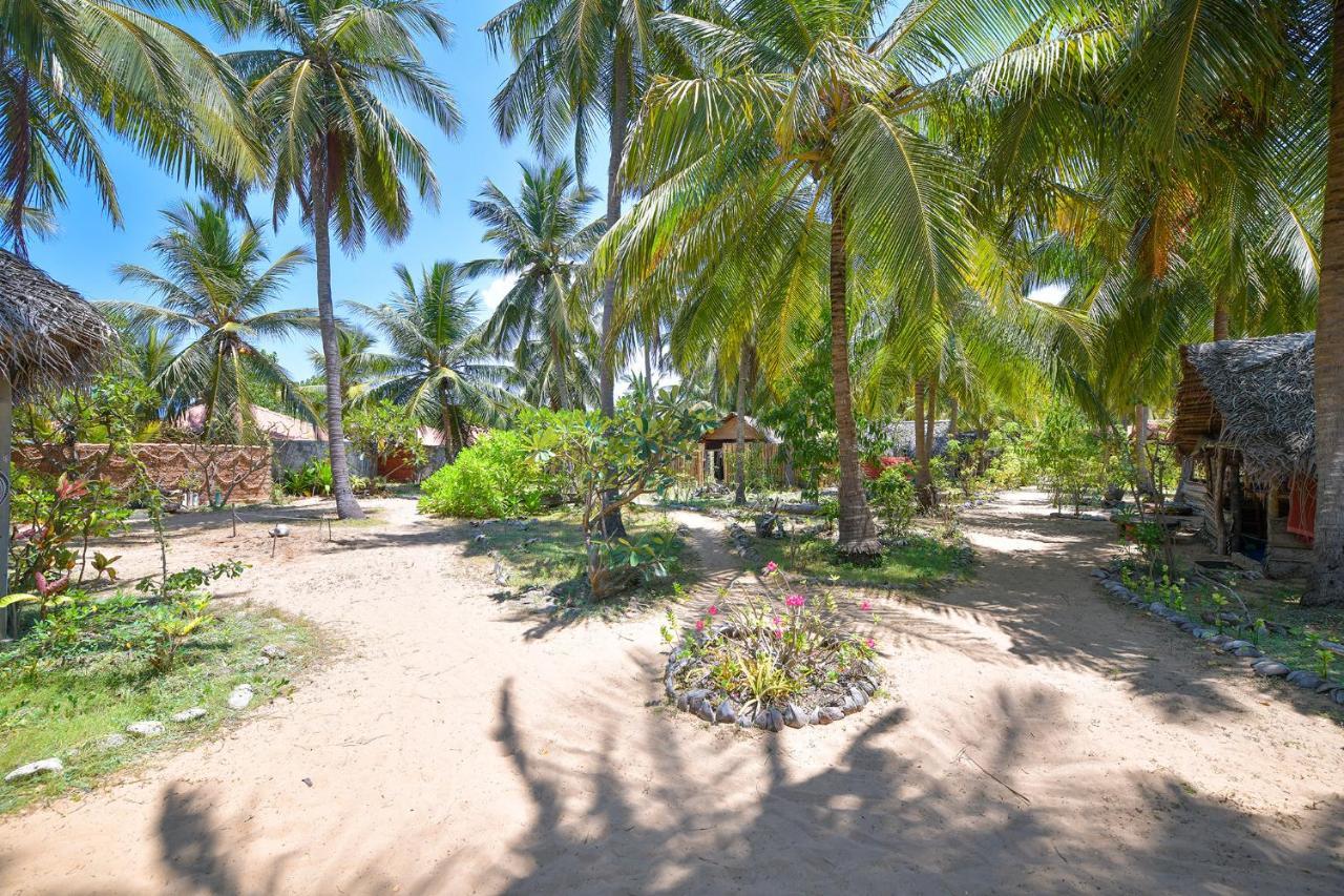 Kitesurfing Lanka Hotel Kalpitiya Exterior photo