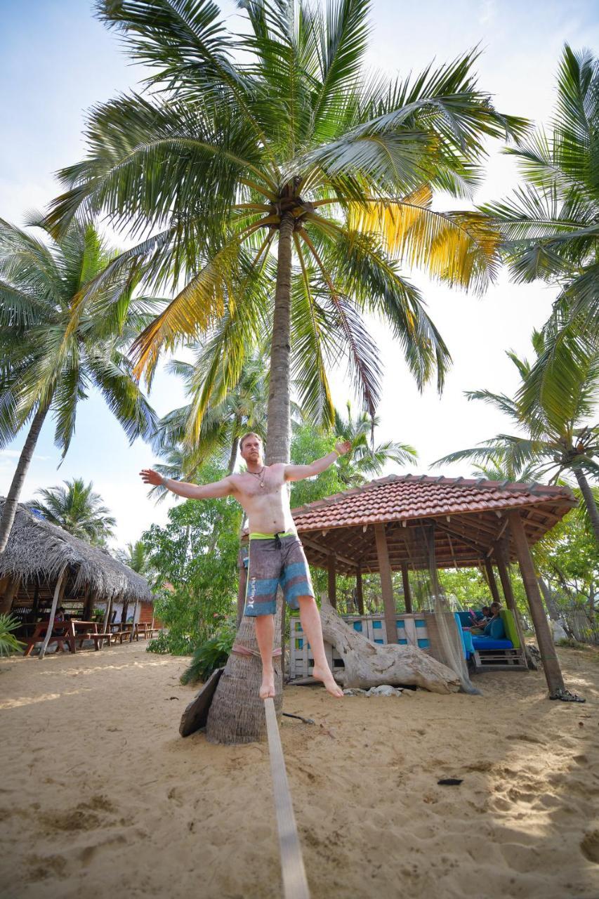 Kitesurfing Lanka Hotel Kalpitiya Exterior photo